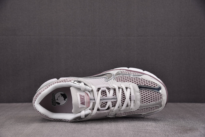 NK Zoom Vomero 5 Metallic Silver Platinum Violet HV6417-001
