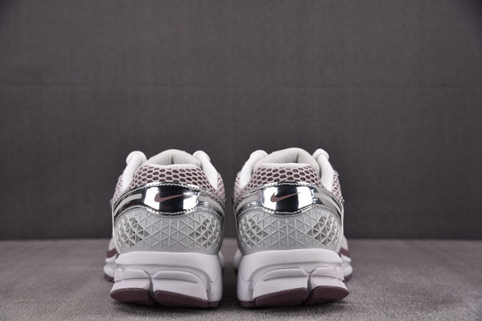 NK Zoom Vomero 5 Metallic Silver Platinum Violet HV6417-001
