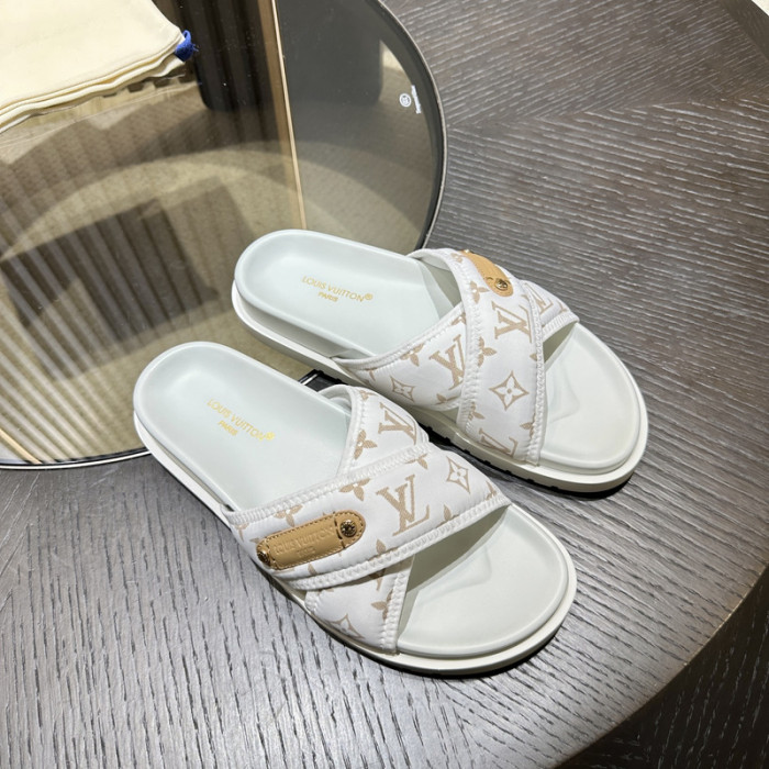 L&V SLIPPERS