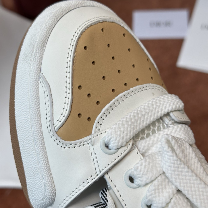 D designer sneaker