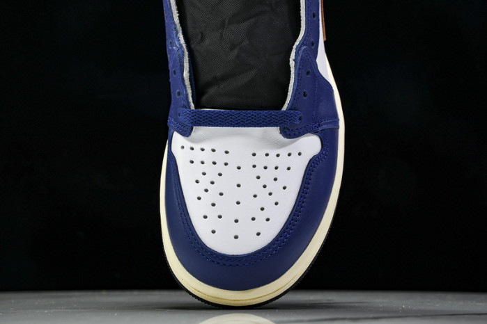 Air Jordan 1 High OG  DZ5485-100