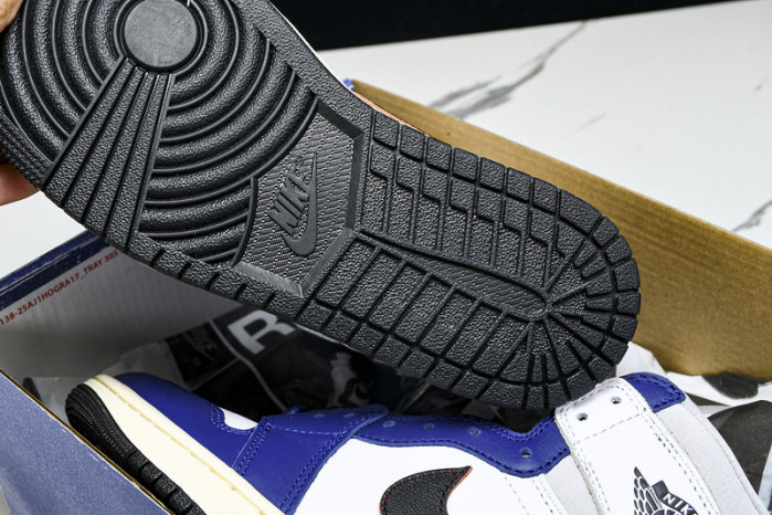 Air Jordan 1 High OG  DZ5485-100