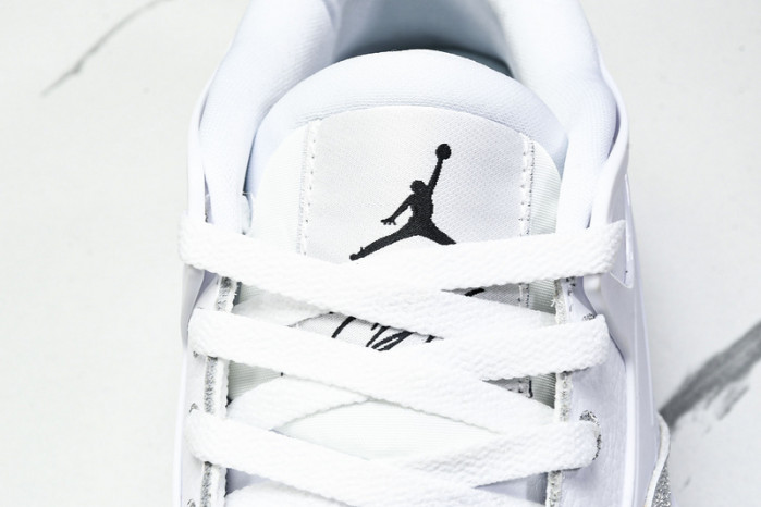 Air Jordan 4 "Remastered"  HQ3441-111