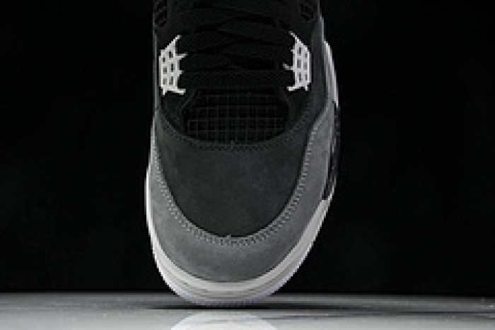 Air Jordan 4  Fear FQ8138-002