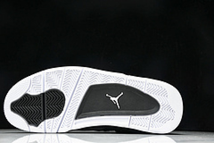 Air Jordan 4  Fear FQ8138-002