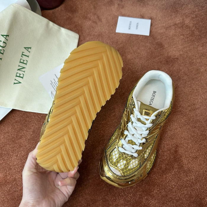 b0tte*a Ven*ta sneaker