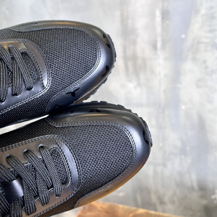 L&V SNEAKERS