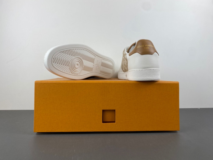 L&V SNEAKERS