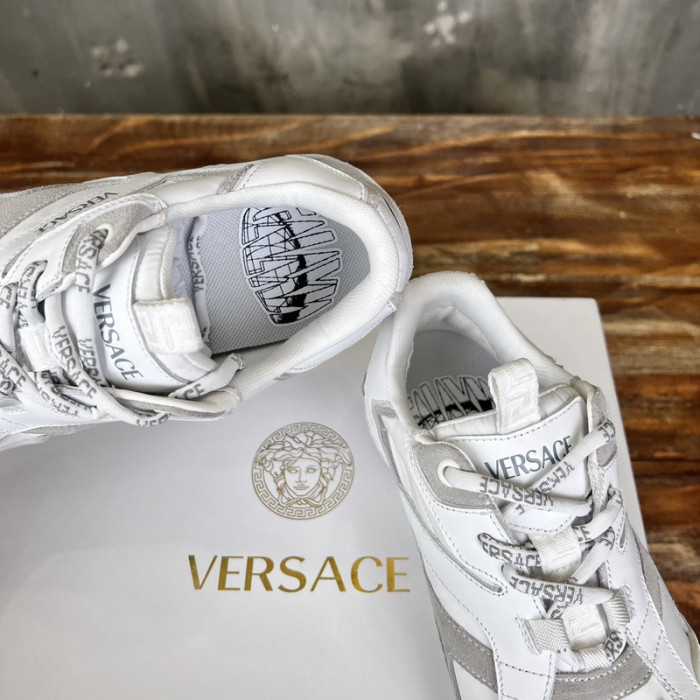 VER DESIGNER SNEAKERS
