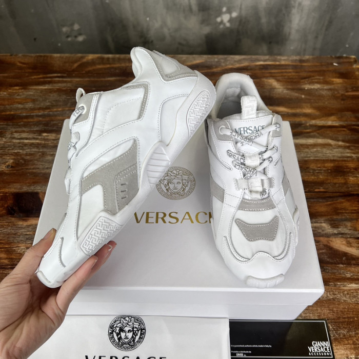 VER DESIGNER SNEAKERS