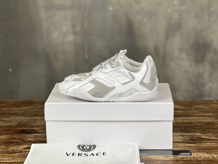 VER DESIGNER SNEAKERS