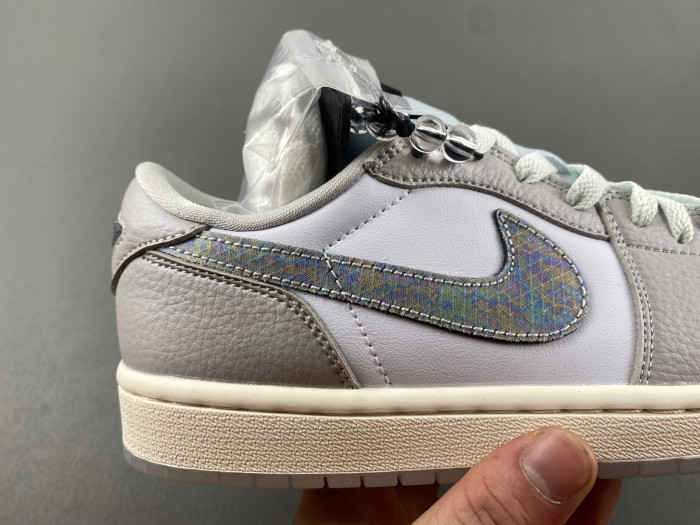 Air Jordan 1 Retro Low  HF3144-100