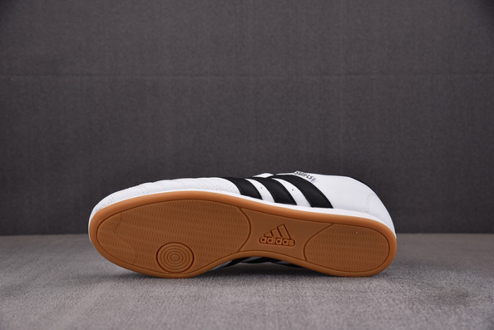 AD Taekwondo White Black  JQ4774