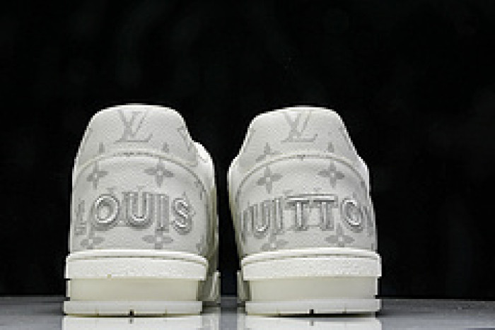 L&V SNEAKERS