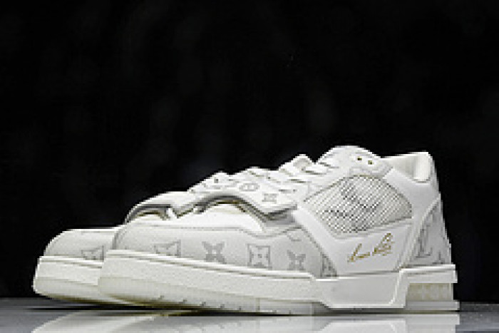L&V SNEAKERS