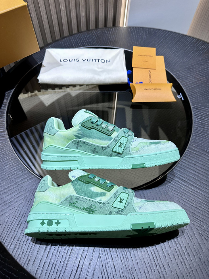 L&V SNEAKERS
