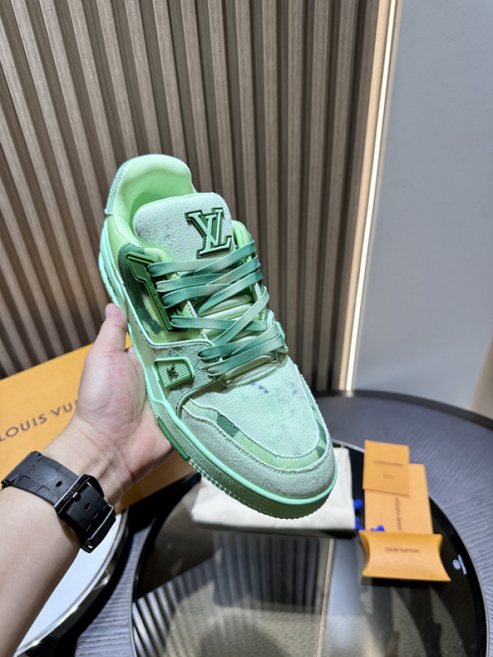 L&V SNEAKERS