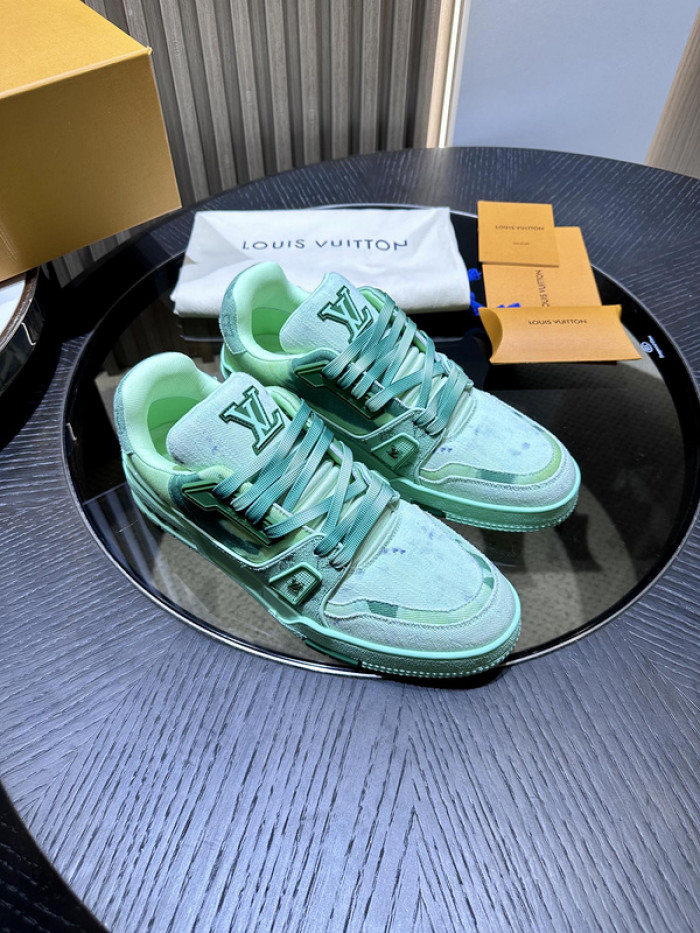 L&V SNEAKERS
