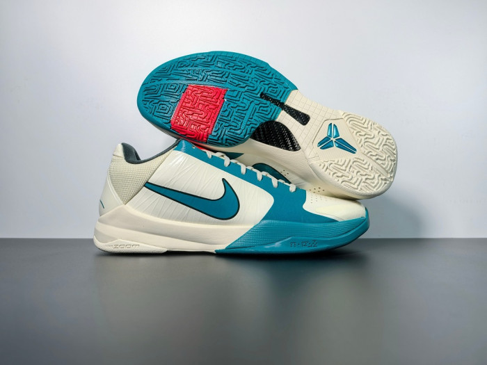 Caitlin Clark x Kobe 5 Protro "Coconut Milk" IZ1852-100