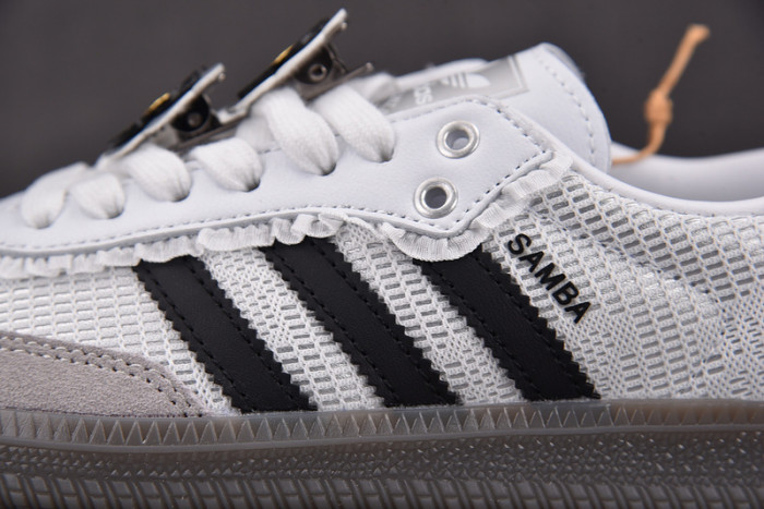 AD Samba OG Lace Flower  IH3371