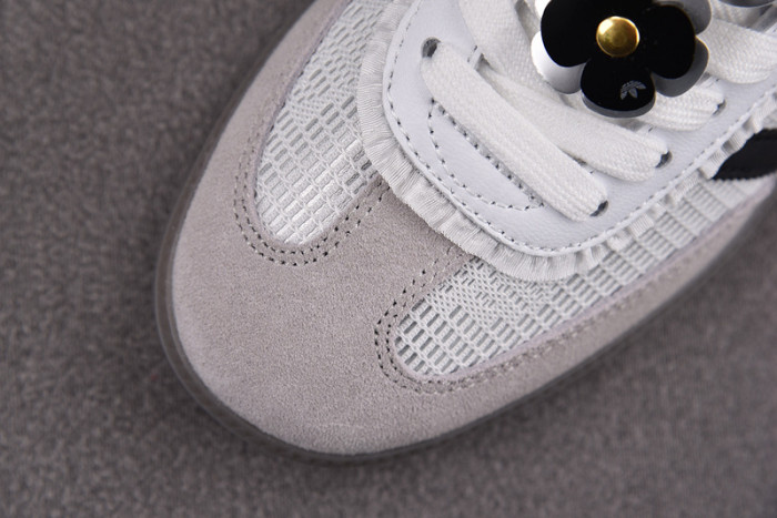 AD Samba OG Lace Flower  IH3371